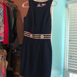 Lilly pulitzer Nanvy shift keyhole back